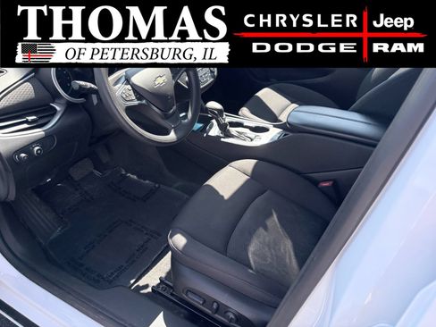 Used 2024 Chevrolet Malibu LT FWD image 15