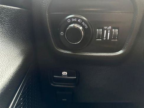 Certified 2024 Jeep Grand Cherokee L Laredo AWD/4WD image 23