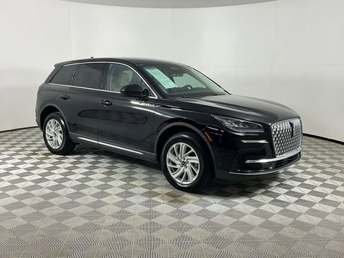 Used 2024 Lincoln Corsair AWD image 7