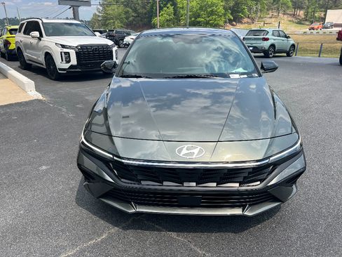 New 2026 Hyundai Elantra SEL Sport Premium FWD image 9