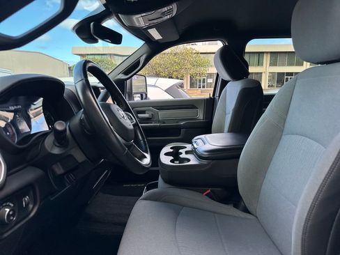 Used 2023 RAM 2500 Big Horn w/ Level 1 Equipment Group image 13