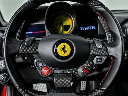 Used 2018 Ferrari 812 Superfast RWD image 29