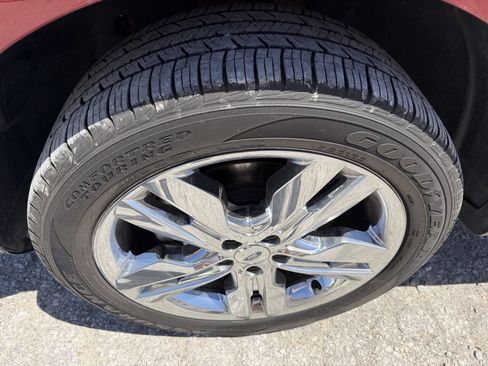 Used 2013 Ford Edge Limited AWD/4WD image 8