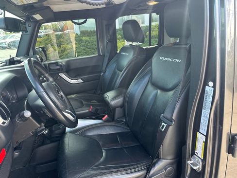 Used 2016 Jeep Wrangler Unlimited Rubicon AWD/4WD image 15