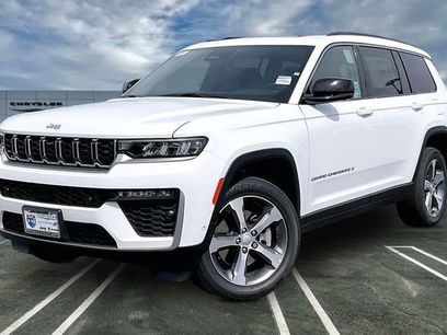 New 2026 Jeep Grand Cherokee L Limited w/ Luxury Tech Group II