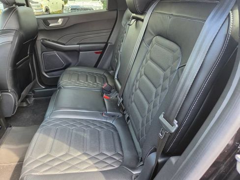 Used 2024 Ford Escape Platinum w/ Premium Technology Package AWD/4WD image 11
