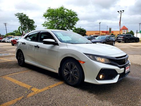 Used 2019 Honda Civic EX image 3