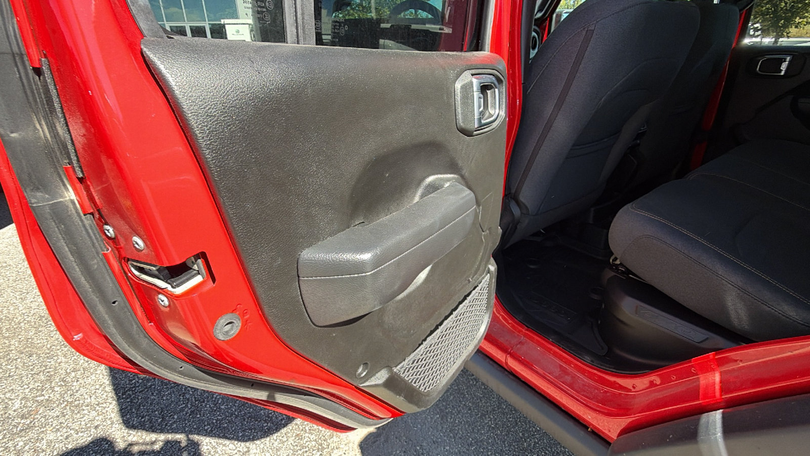 Certified 2025 Jeep Wrangler Unlimited Sport S 4xe AWD/4WD image 22