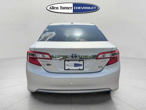 Used 2012 Toyota Camry XLE w/ Convenience Pkg FWD image 5