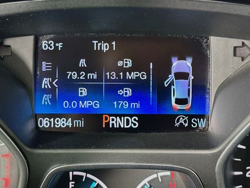 Used 2017 Ford Escape Titanium image 15