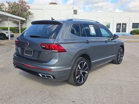 Used 2023 Volkswagen Tiguan SEL R-Line AWD/4WD image 4