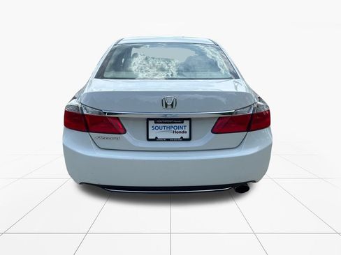 Used 2015 Honda Accord EX image 7