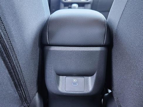 New 2025 Nissan Versa SR w/ Trunk Package image 16