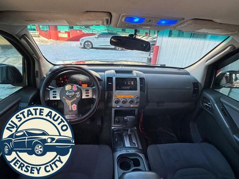 Used 2006 Nissan Pathfinder SE w/ (G01) SE Comfort Pkg image 3