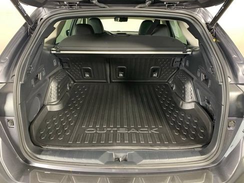 Used 2025 Subaru Outback Touring XT AWD/4WD image 25