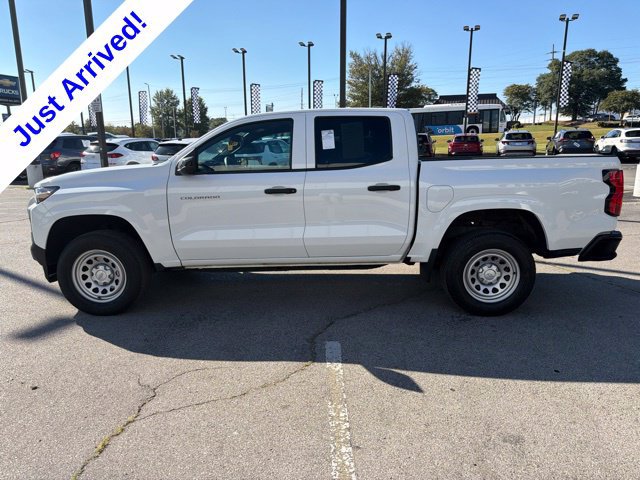 Used 2024 Chevrolet Colorado W/T w/ Safety Package RWD image 6