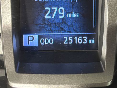 Used 2023 Toyota Tacoma Limited image 29