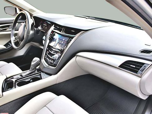 Used 2018 Cadillac CTS Luxury image 30