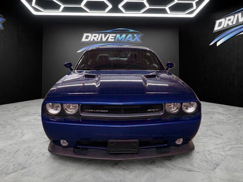 Used 2012 Dodge Challenger SRT8 RWD image 2