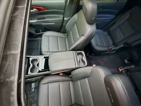 New 2026 Chevrolet Traverse Z71 image 24