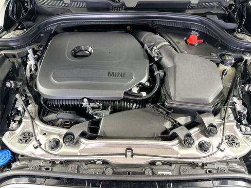 Certified 2025 MINI Cooper 2-Door Hardtop FWD image 24