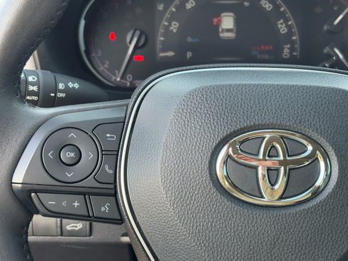 Certified 2025 Toyota RAV4 XLE Premium image 22