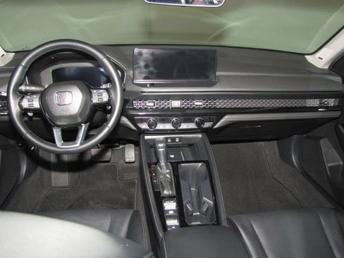 Used 2024 Honda Accord Touring image 14