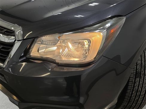 Used 2017 Subaru Forester 2.5i Limited image 30