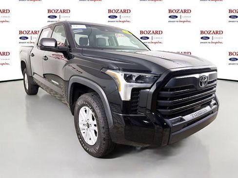 Used 2023 Toyota Tundra SR5 w/ SR5 Convenience Package AWD/4WD image 1