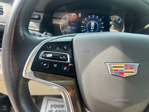 Used 2020 Cadillac Escalade Luxury w/ LPO, Radiant Package AWD/4WD image 31