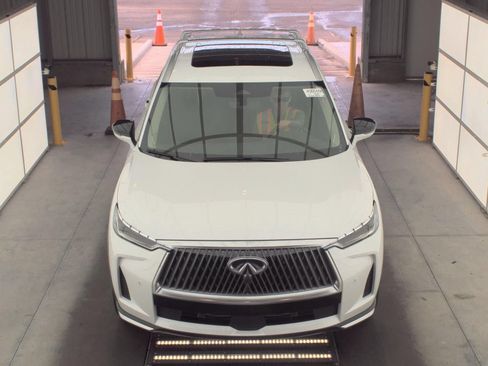 Used 2026 INFINITI QX60 Luxe w/ Cargo Package FWD image 11