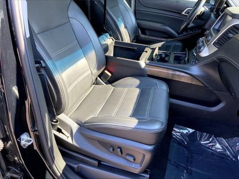 Used 2018 GMC Yukon Denali w/ Open Road Package AWD/4WD image 30