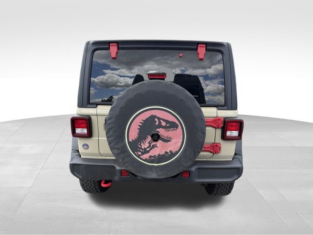 Used 2022 Jeep Wrangler Unlimited Rubicon w/ Cold Weather Group AWD/4WD image 38