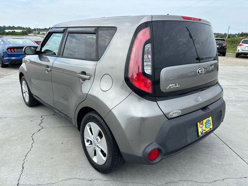 Used 2016 Kia Soul FWD image 6