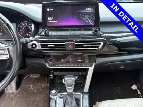 Used 2022 Kia Seltos EX AWD/4WD image 6