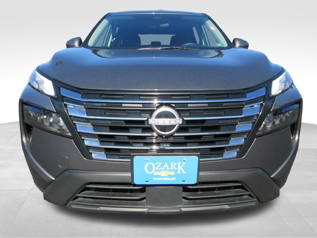 Used 2026 Nissan Rogue SV AWD/4WD image 8