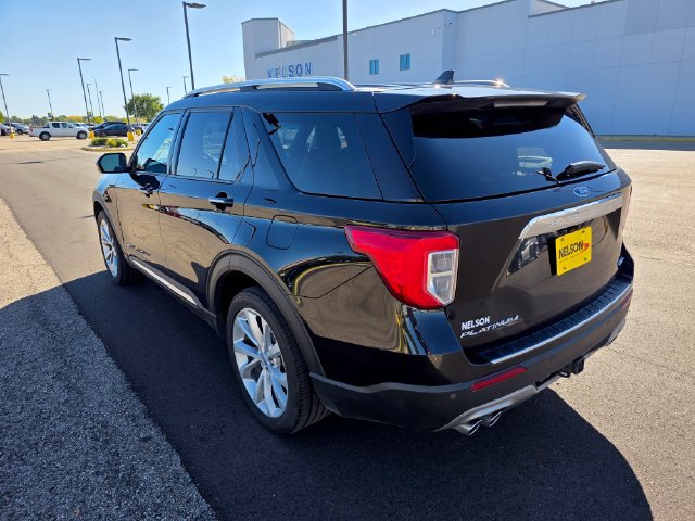 Used 2023 Ford Explorer Platinum w/ Technology Package AWD/4WD image 11