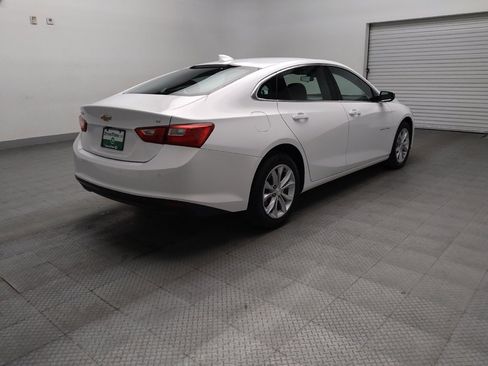 Used 2025 Chevrolet Malibu LT FWD image 9