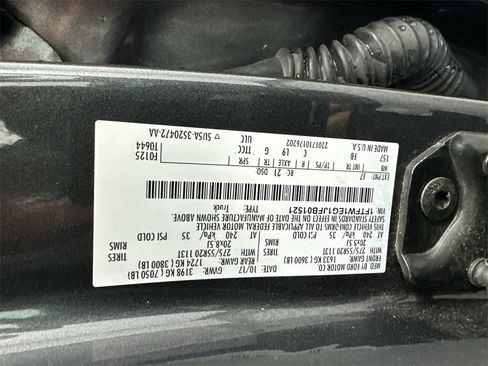 Used 2018 Ford F150 XLT w/ Equipment Group 302A Luxury image 32