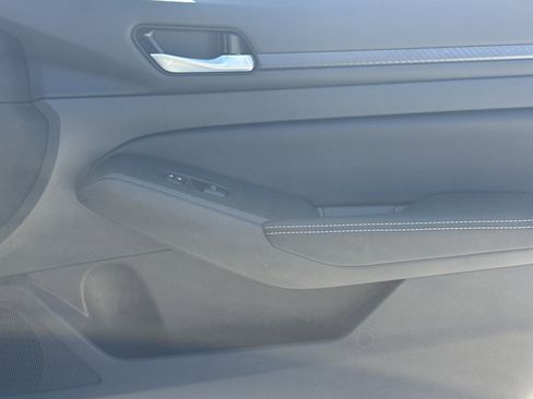 New 2025 Nissan Altima 2.5 SV image 14