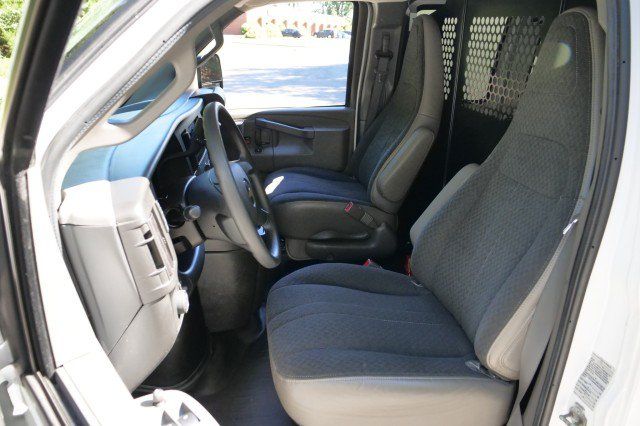 Used 2021 Chevrolet Express 2500 w/ Driver Convenience Package RWD image 20