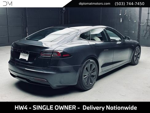 Used 2024 Tesla Model S AWD/4WD image 6