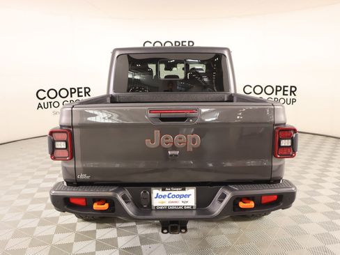 Used 2024 Jeep Gladiator Mojave w/ Safety Group image 20