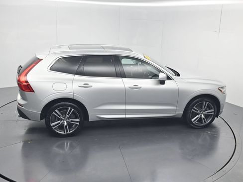 Used 2019 Volvo XC60 T5 Momentum w/ Multimedia Package AWD/4WD image 57