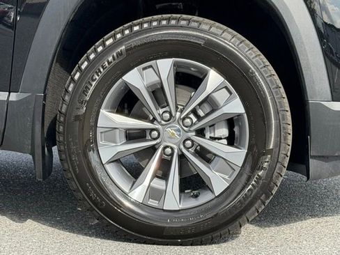 New 2026 Chevrolet Equinox LT w/ Convenience Package II AWD/4WD image 17