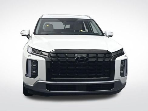 Used 2024 Hyundai Palisade Limited FWD image 2