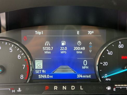 Used 2023 Ford Explorer Limited w/ Limited Technology Package image 12