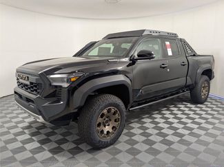 New 2025 Toyota Tacoma 4x4 Double Cab Hybrid video 2