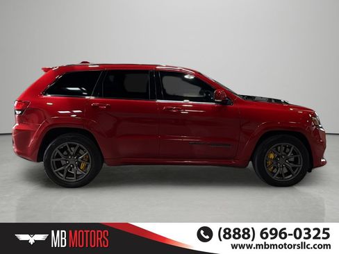 Used 2020 Jeep Grand Cherokee Trackhawk AWD/4WD image 5