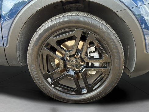 Used 2025 Kia Telluride SX X-Line AWD/4WD image 31